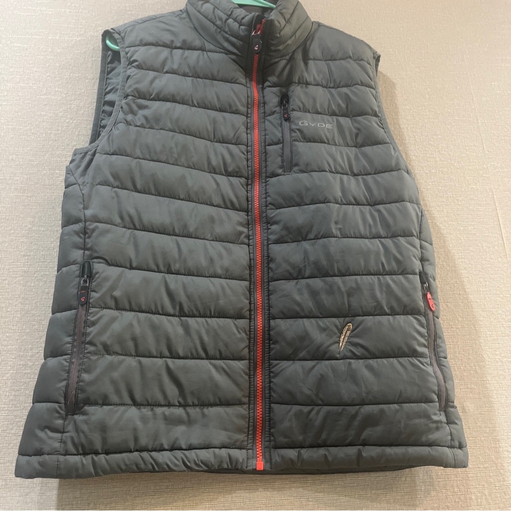 Gyde Supply Co. Vest Medium Primaloft Maroon Insulated Puffer Full Zip Gray - Picture 3 of 11